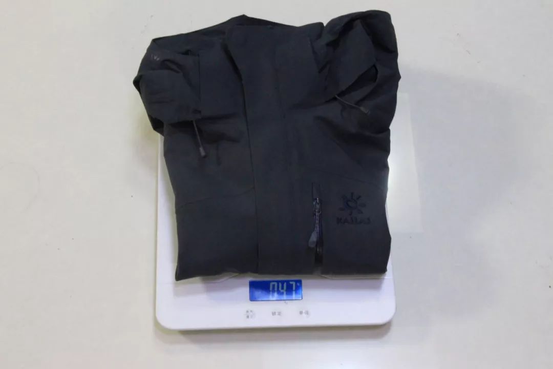 性价比最高的户外冲锋衣,户外防风薄款冲锋衣凯乐石