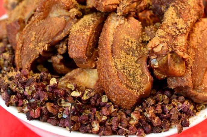 这样的土鸭肉吃着才过瘾,鸭肉香喷喷的