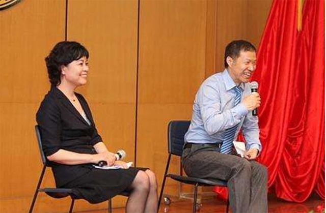 铁凝：34岁还没找男朋友，冰心说不要找要等！然后50岁才结婚