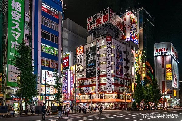 秋叶原女仆咖啡店数量,秋叶原女仆咖啡店多少钱