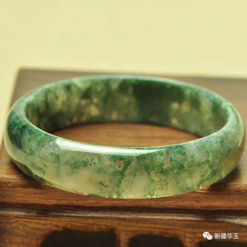 水草玛瑙冰松纹,顶级俏色水草玛瑙