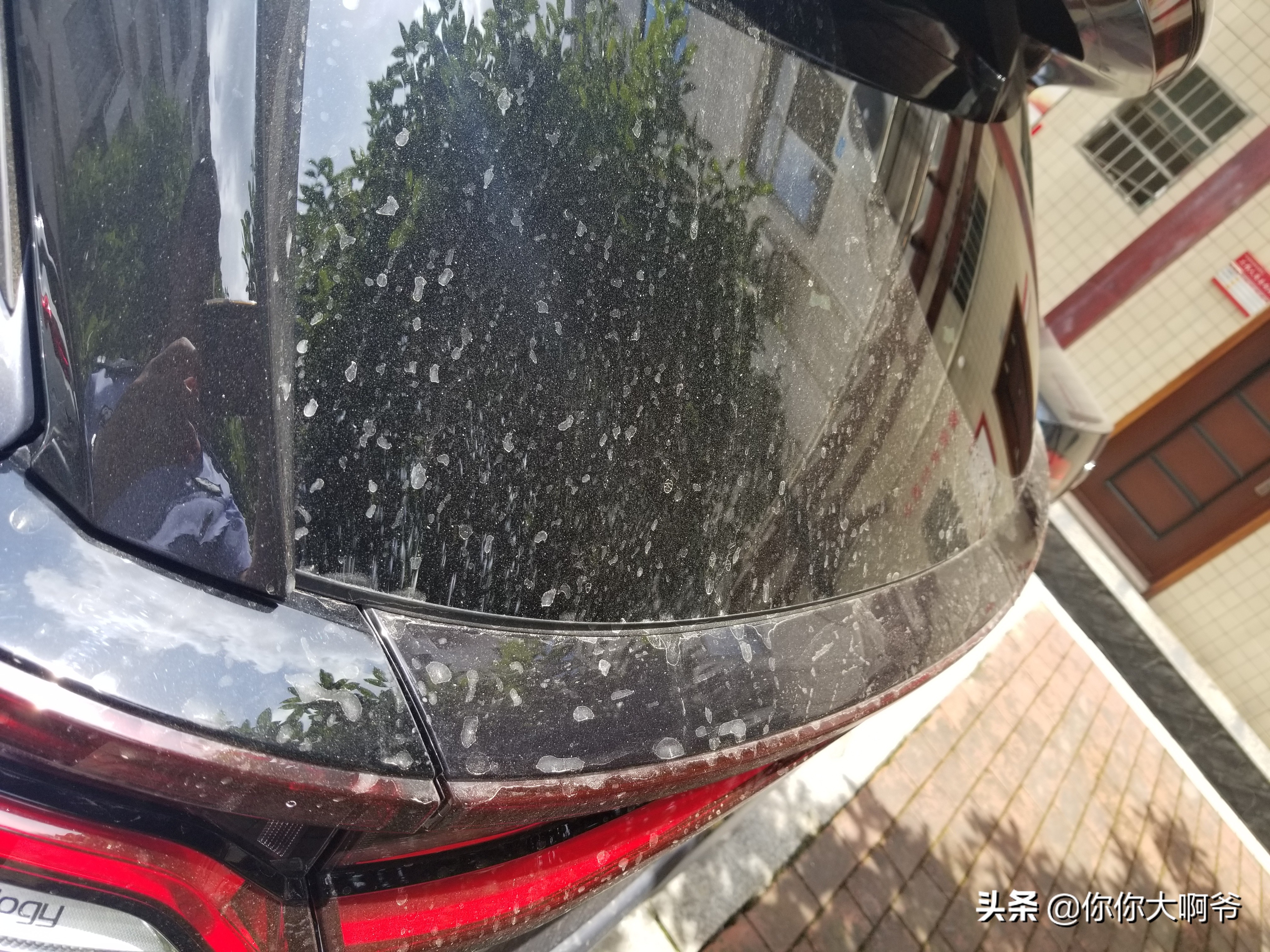 比亚迪唐dmi112km尊荣版赤地红,唐dmi冠军版200km尊享型评测