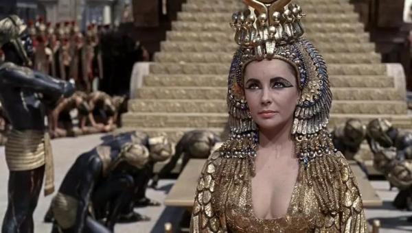 按摩精油的功效与作用,艾草精油的功效与作用