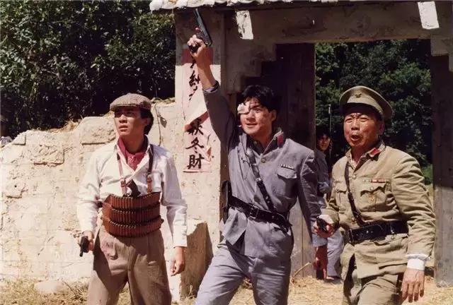 港片郑少秋,郑少秋为什么很少拍电影