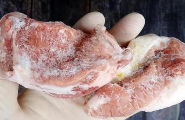 冻肉很轻像泡沫,冻肉放水里比空气里解冻快