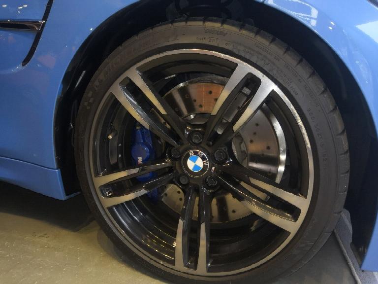 朋友买的200万的宝马,朋友买二手车超值的案例