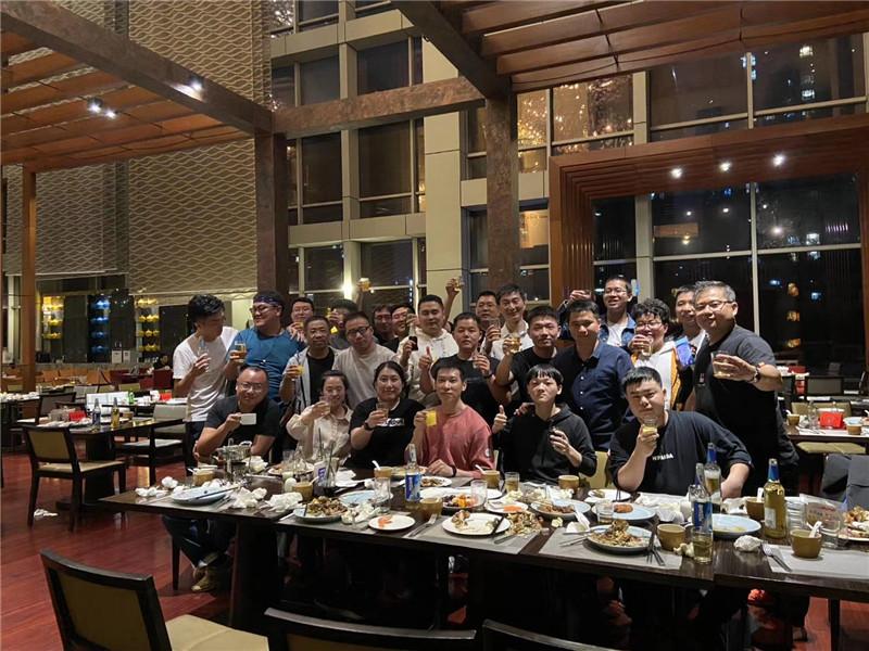 2020现代第七代伊兰特白色,小米社区新品季