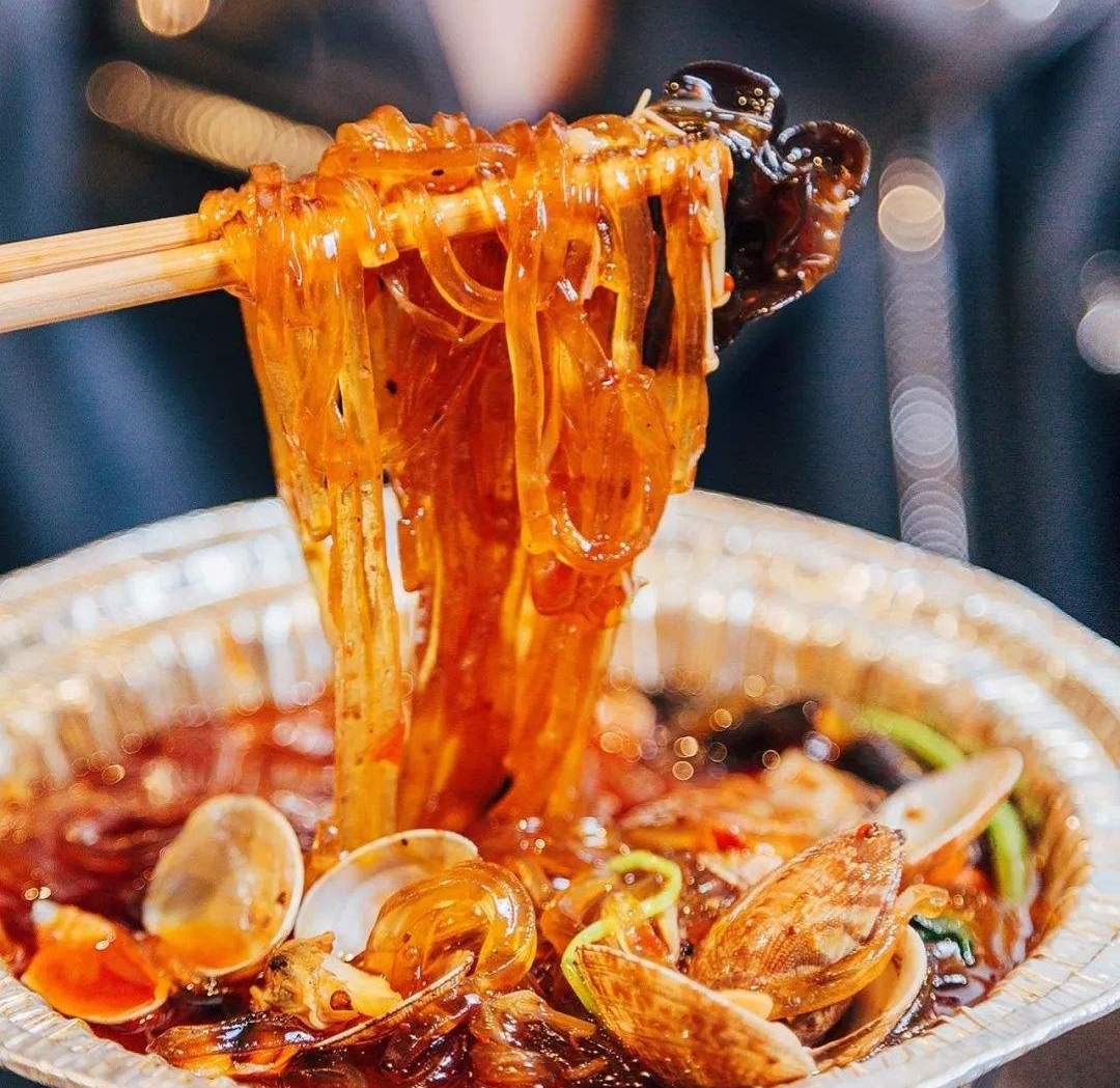 花甲粉丝吃起来,花甲粉丝香辣味