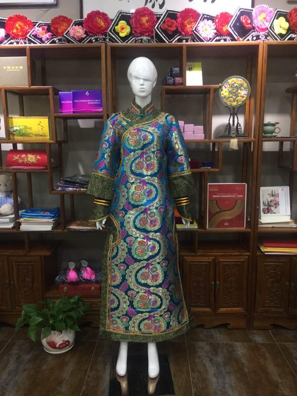 满族的旗袍,让我们一起走近