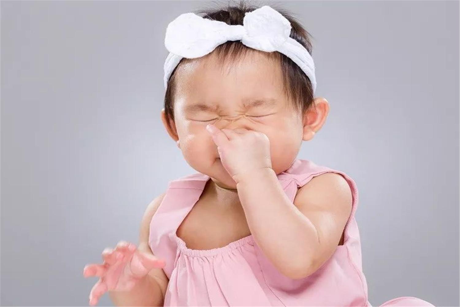 家中有宝宝总有屎臭味,家里有汗脚臭脚的宝宝