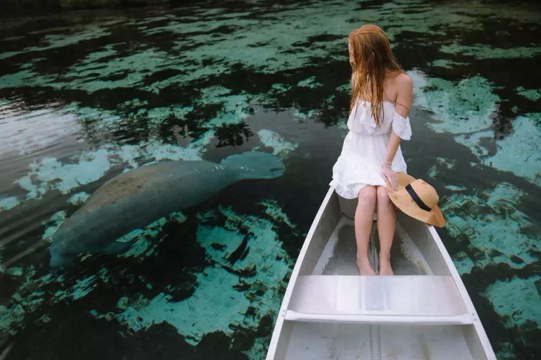带皮划艇去高山湖泊旅行,皮划艇海岸旅行