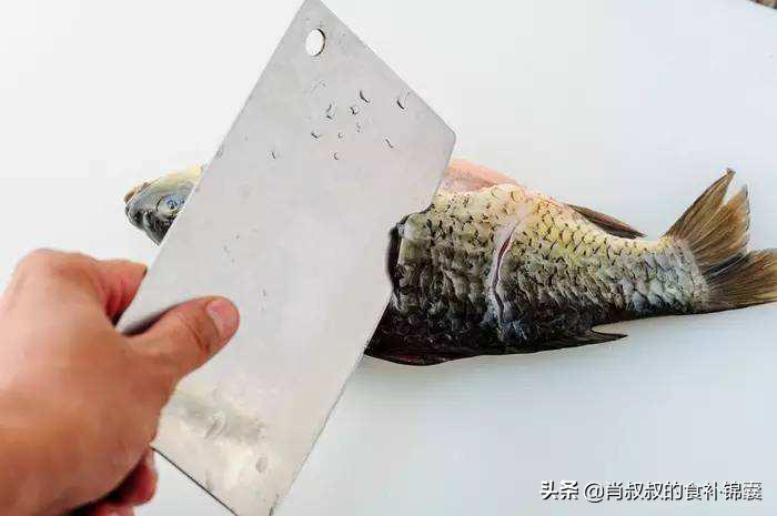 产后鲫鱼通草汤下奶的做法,下奶的牛奶鲫鱼汤怎么做
