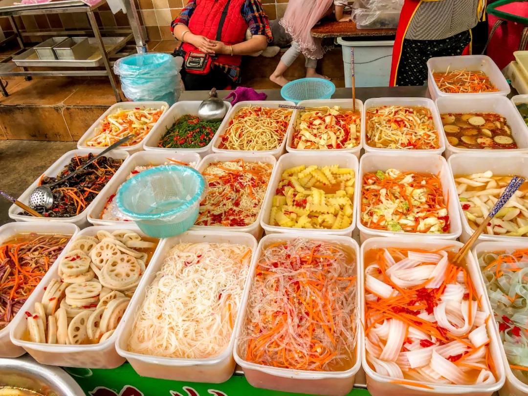 每逢周天，昆明人都喜欢来这里赶街！你去过吗？