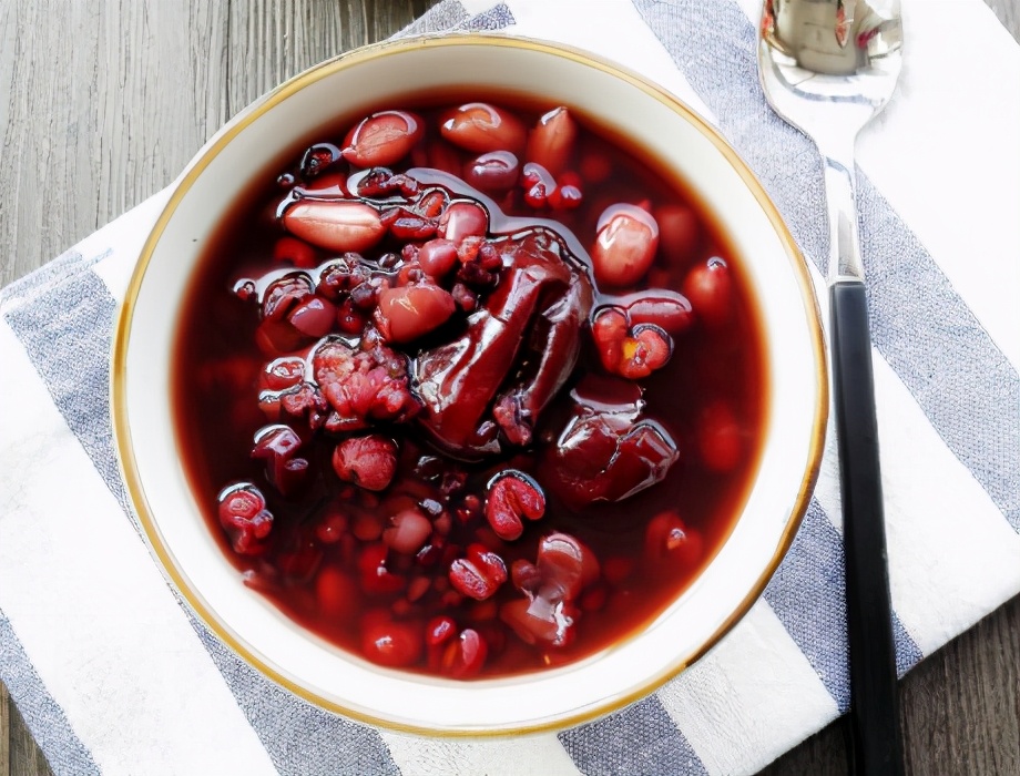 祛湿补气血五谷杂粮食谱,早餐食物推荐五谷杂粮粥