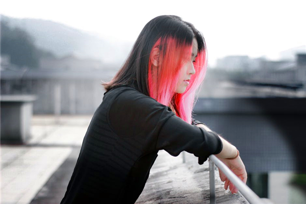 “我现在还没玩够，相亲只是图新鲜”女人的话，刺痛了相亲男