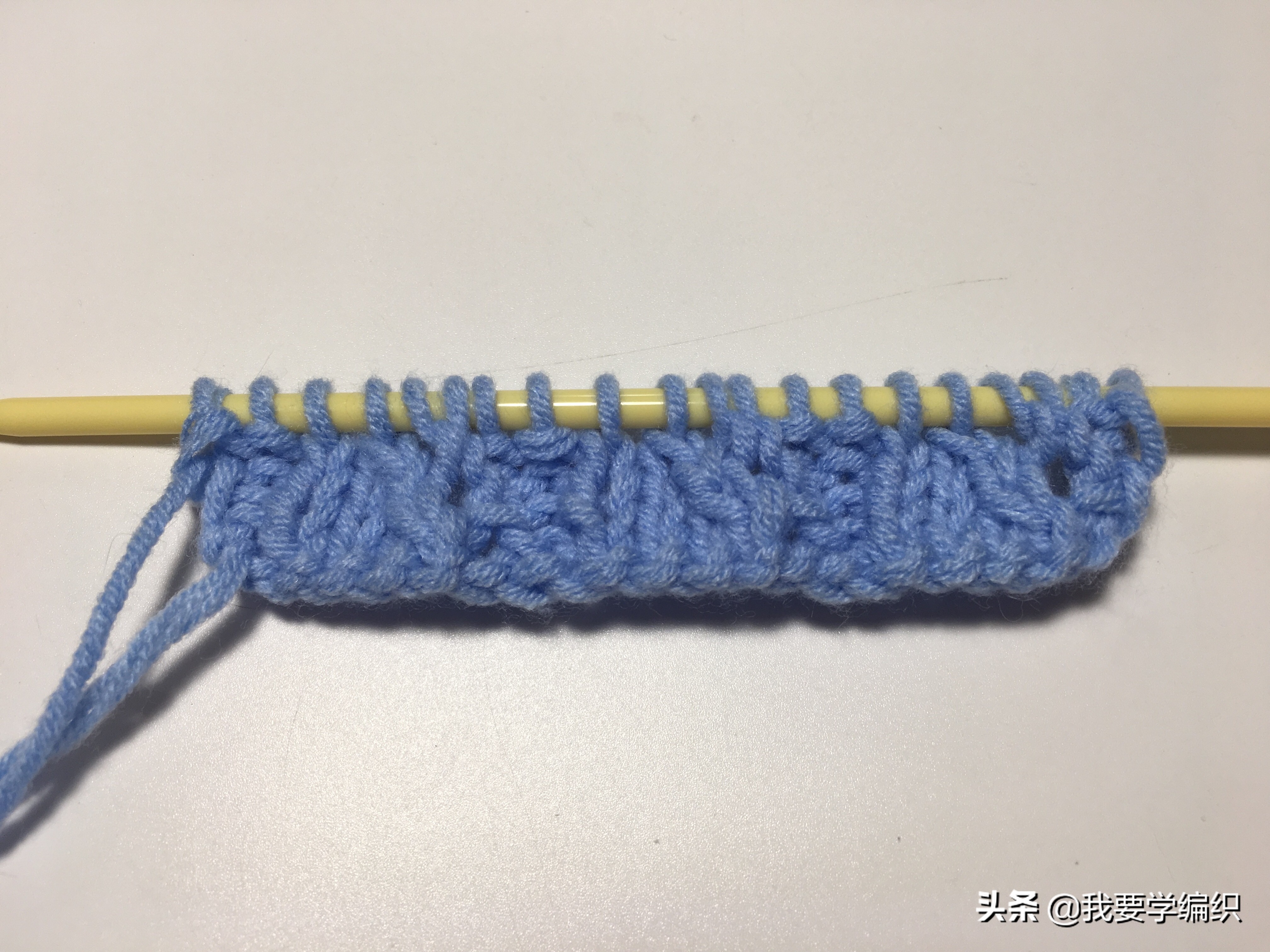 自上而下水波纹花样的编织教程,镂空波浪条编织花样