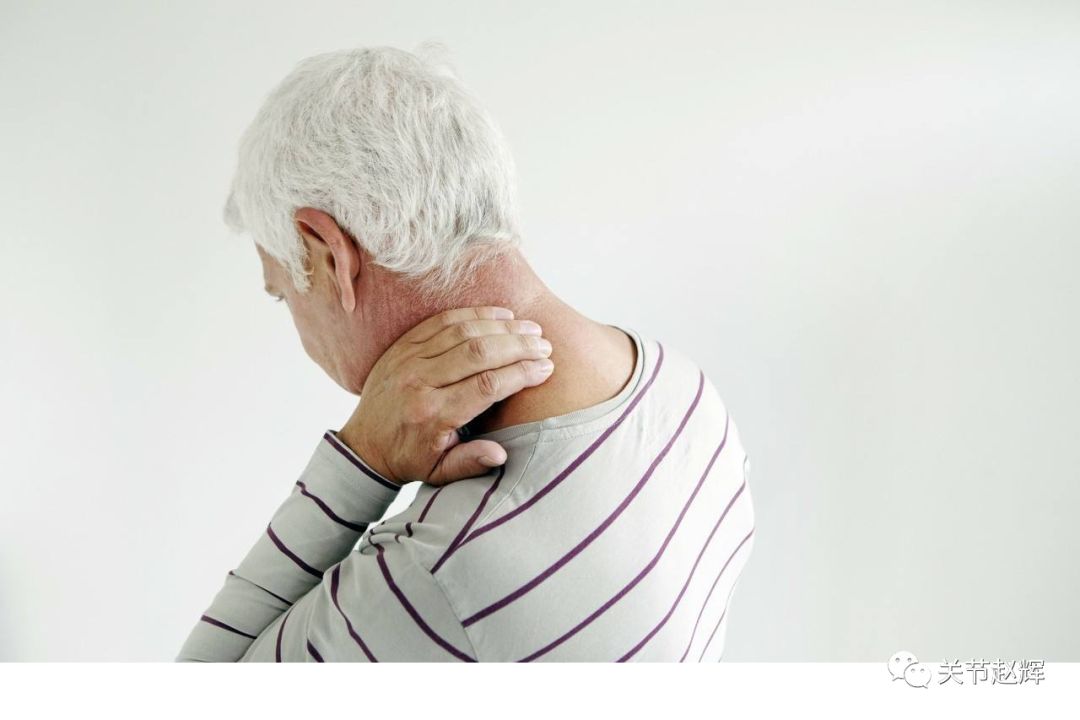 名医一个动作快速解决落枕,赵辉骨科医生