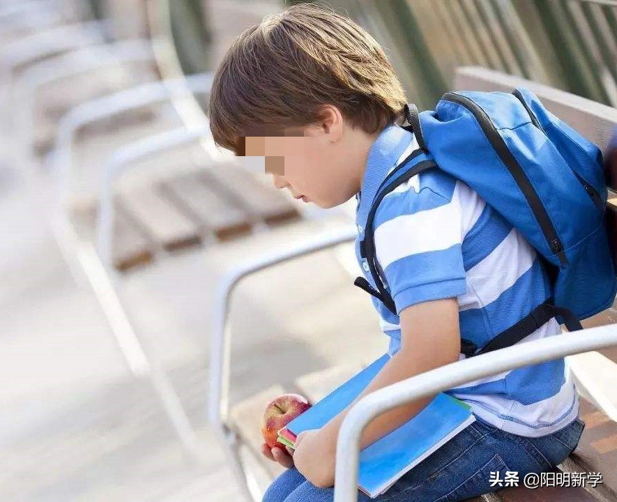 孩子考试被冤枉家长应该怎么做,14岁女孩离家出走应该怎么教育