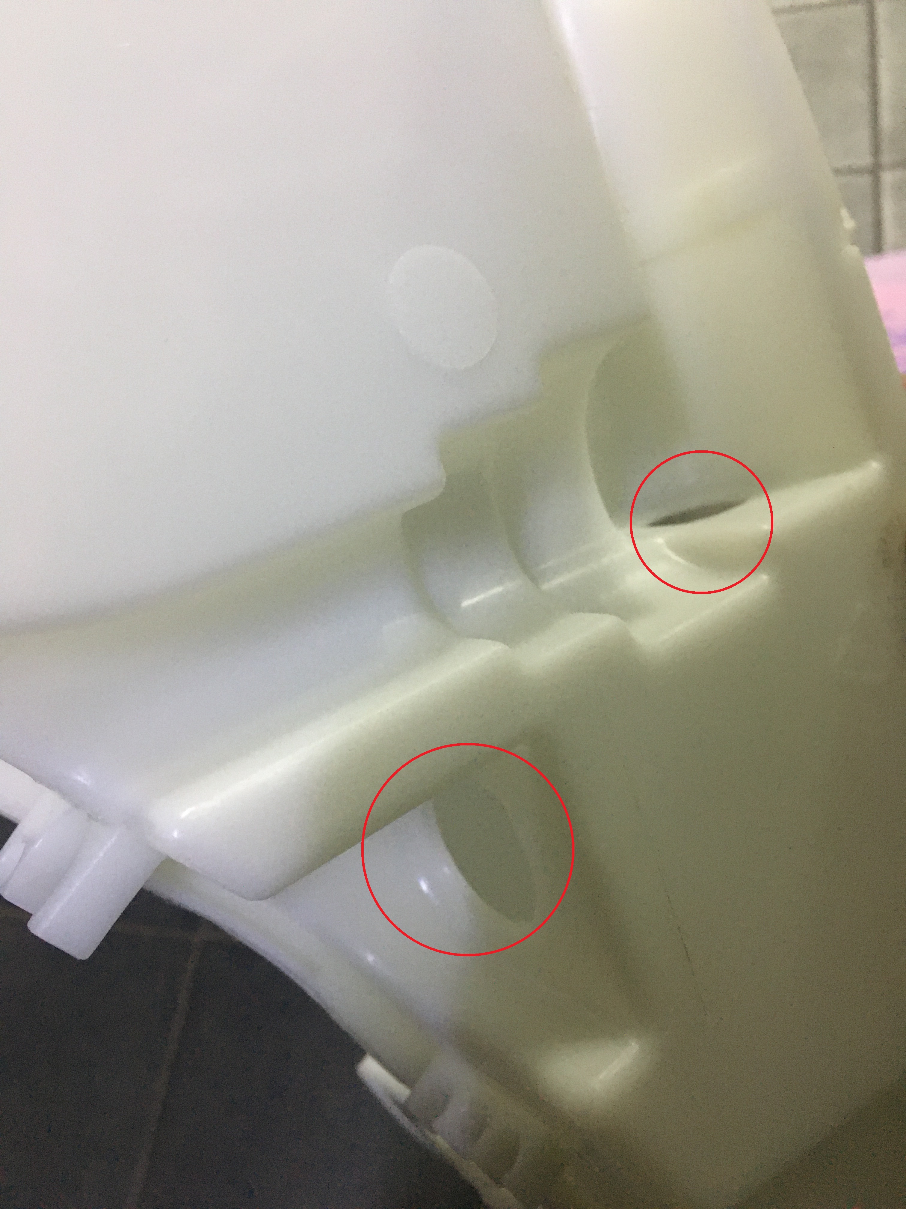 汽车的玻璃水壶多少钱,汽车的玻璃水壶什么样