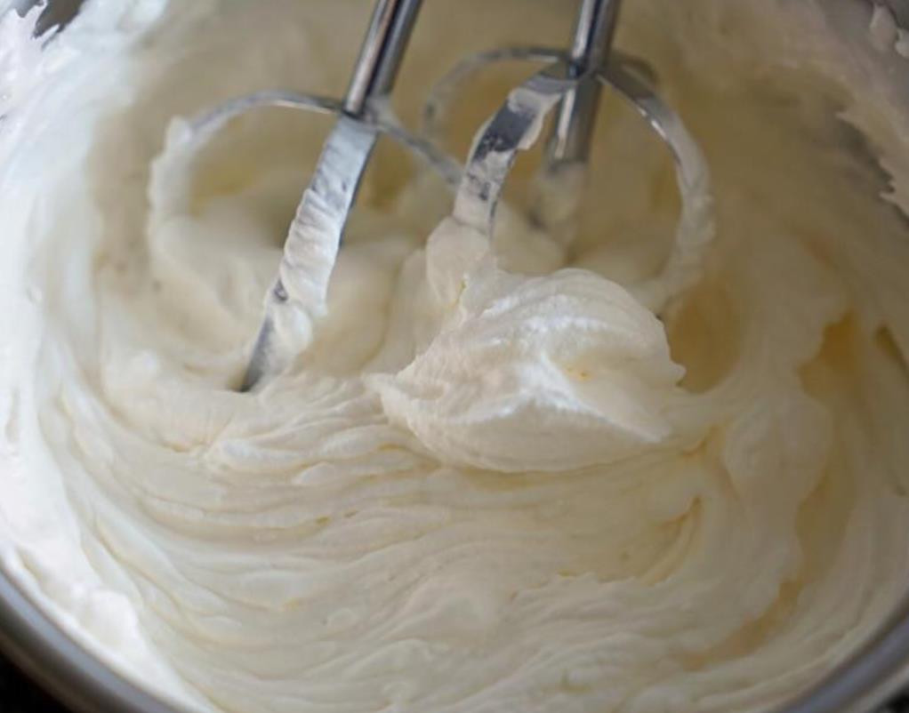 怎么用不加糖的纯牛奶做的奶油,用牛奶做奶油是液体怎么办