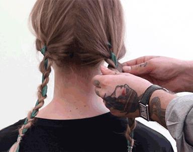 出门头发变卷了怎么办,出门之后头发炸了怎么办