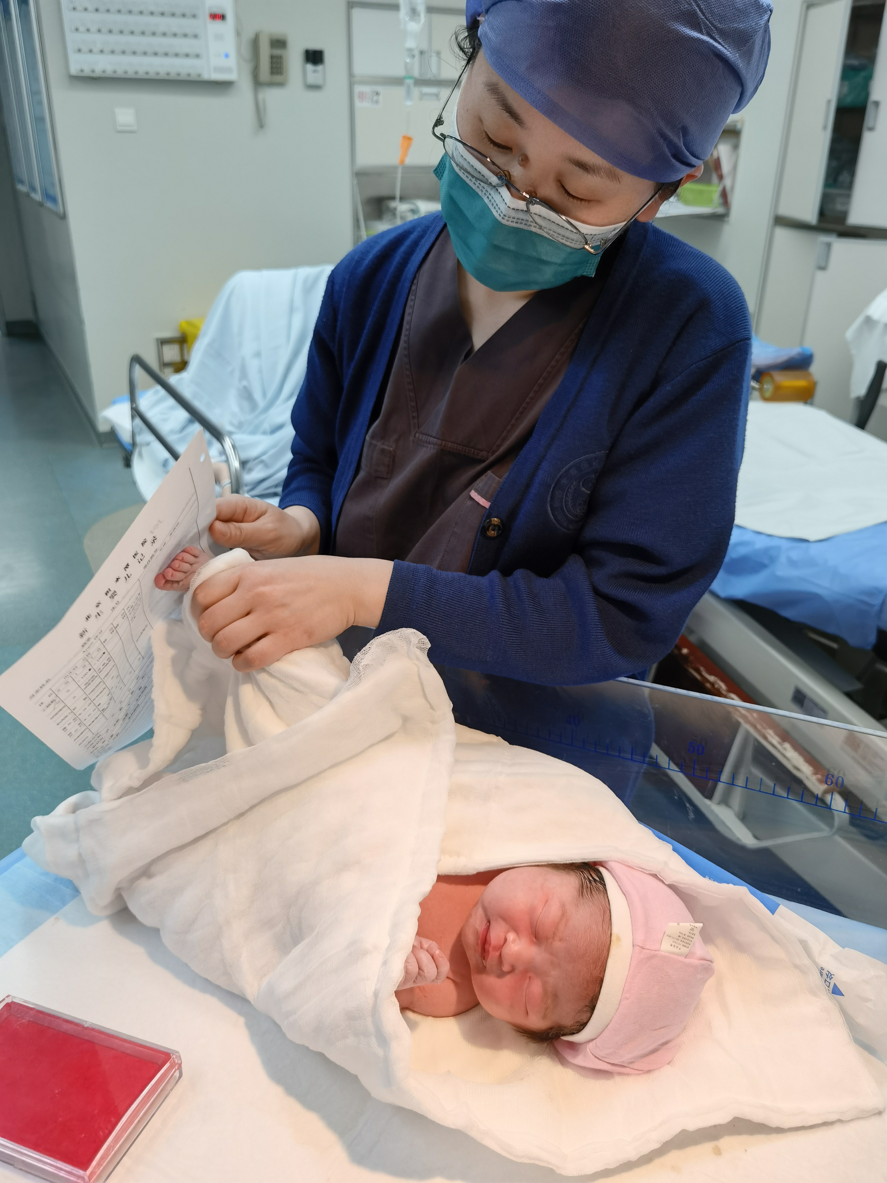 产房里的温馨,产房暖心的故事