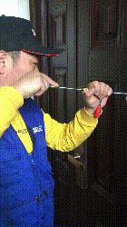 智能防盗门安全锁锁住了咋办,智能门锁安全还是普通防盗门安全