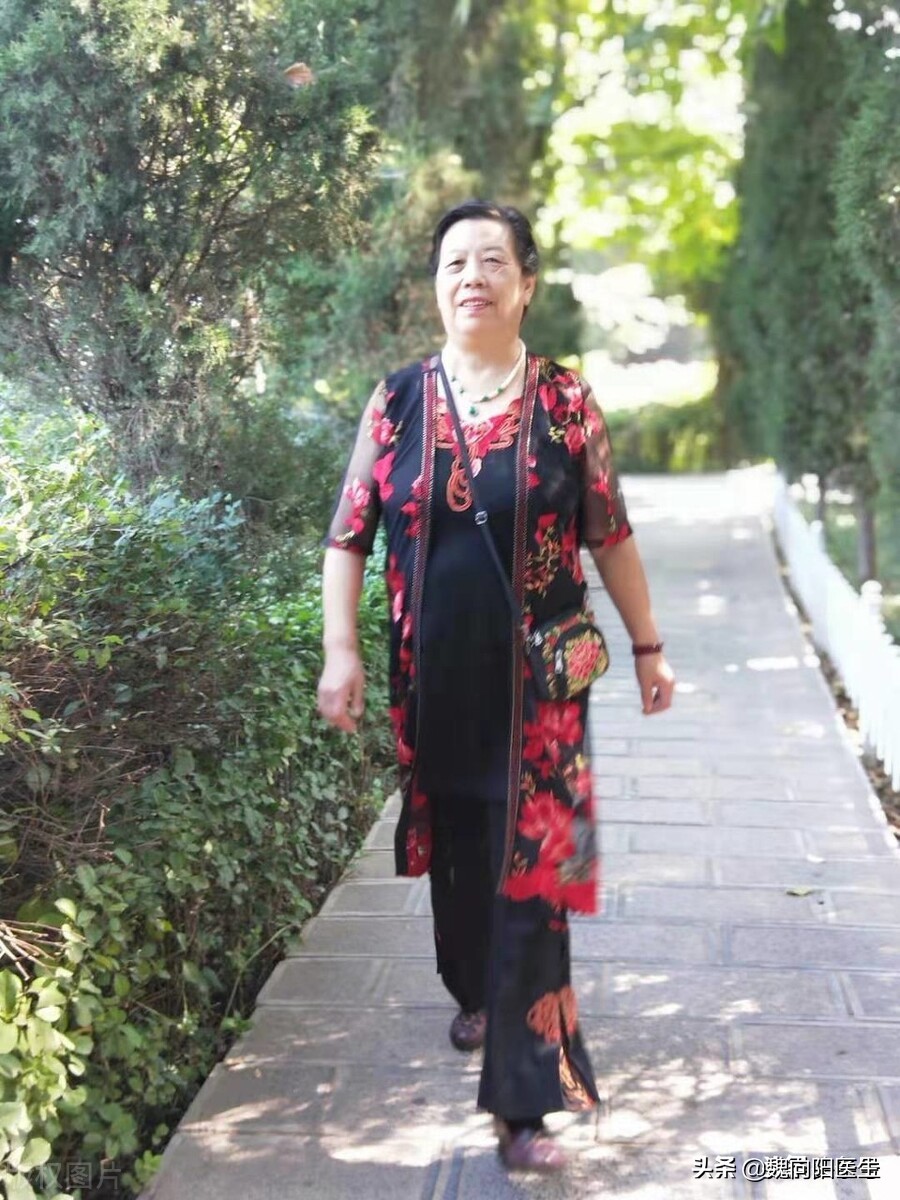 老人血管狭窄能活多久,头血管狭窄严重是否可以保守治疗