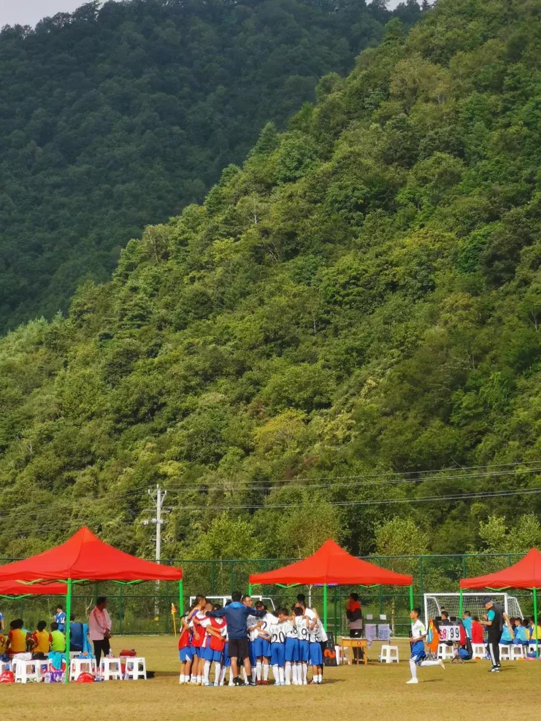 热烈恭喜足球俱乐部夺冠,榆林17届足球联赛冠军