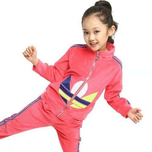 阿迪耐克运动风,阿迪杨幂红色运动套装