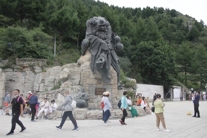 长白山山顶网红咖啡厅,妙峰山玫瑰谷巧遇网红咖啡