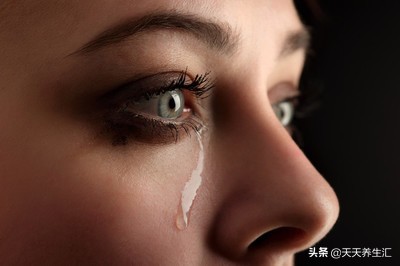 一打哈欠就流泪头晕,一打哈欠就流泪是每个人都有的吗