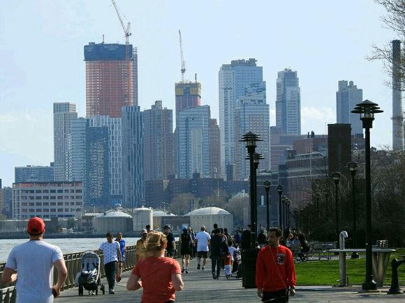 纽约和上海对比哪个好,纽约和上海哪个城市更发达