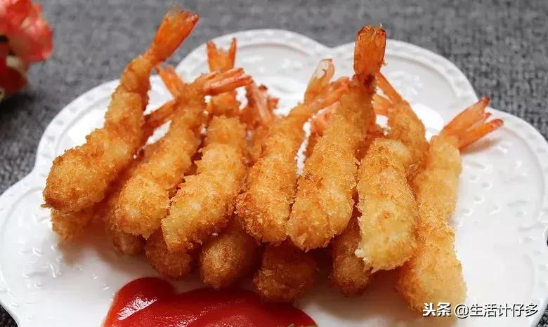 为什么每天油光满面,一到夏天就油光满面怎么回事