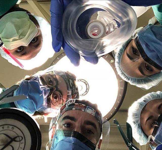 膝盖疼、老寒腿、长骨刺，关节炎了怎么办？45个短问，彻底讲清