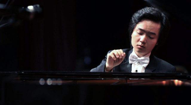 弹钢琴怎么锻炼力量和灵活性,弹钢琴怎样调节气息