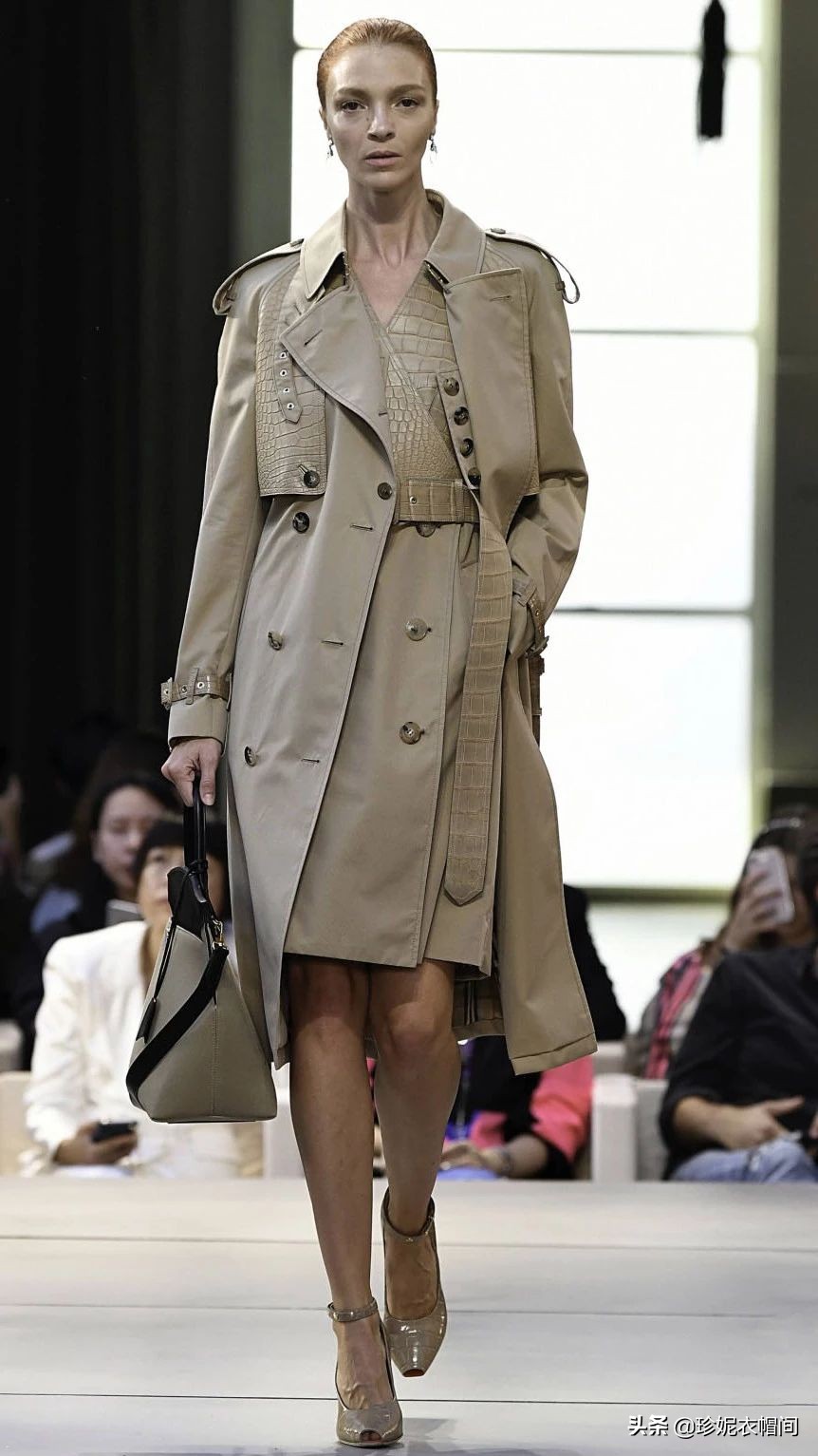 带你走上时尚前沿,鳄鱼皮纹如何穿搭