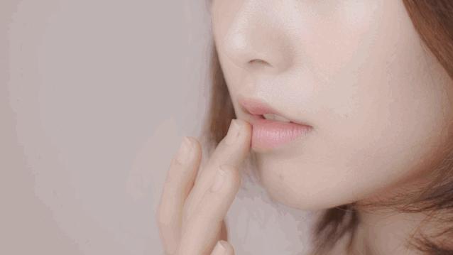 lamer唇膏和唇釉,lamer的唇膏和唇部精华