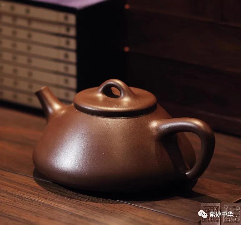 顾景舟49年开国大典紫砂壶的价值,紫砂壶十大经典圆器