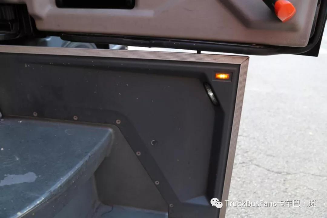 北京特色！奔驰Atego底盘的卢森宝亚AT3城市主战