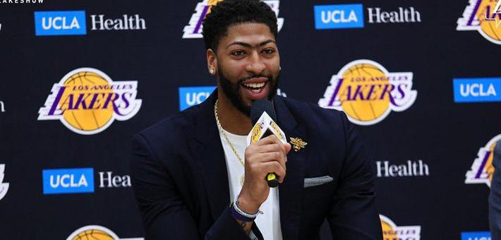 保密措施升级！新百*公伦**开吃人血馒头！不愧是伦纳德代言的品牌