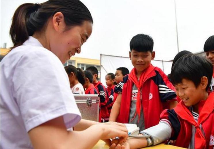 我也想抱抱你，妈妈——浅析农村孩子心理留恋障碍