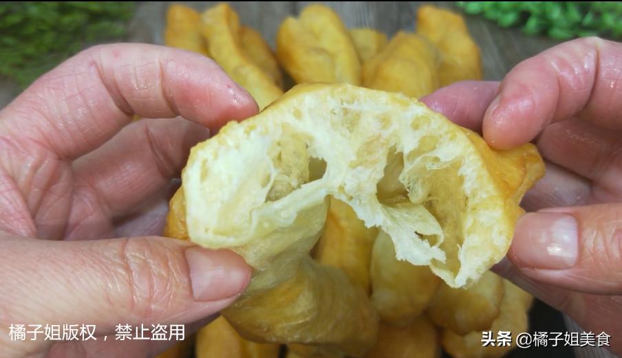 健康家庭版油条的做法和配方,健康油条怎么做酥脆松软