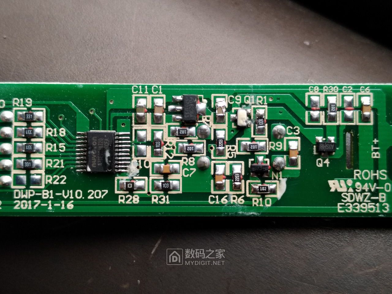 米尼电蚊拍拆机,电子灭蝇拍修理电路图