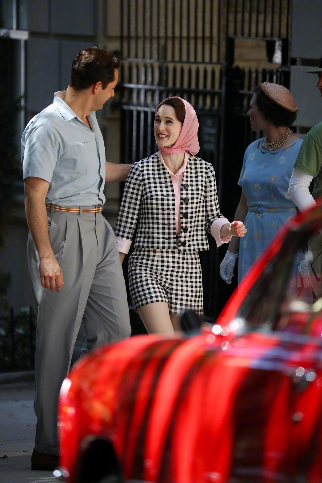 看剧学穿搭视频制作,麦瑟尔夫人穿搭视频