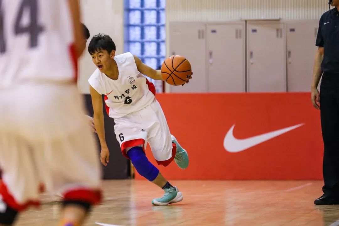 耐高22-23赛季16强,21-22赛季耐高八强