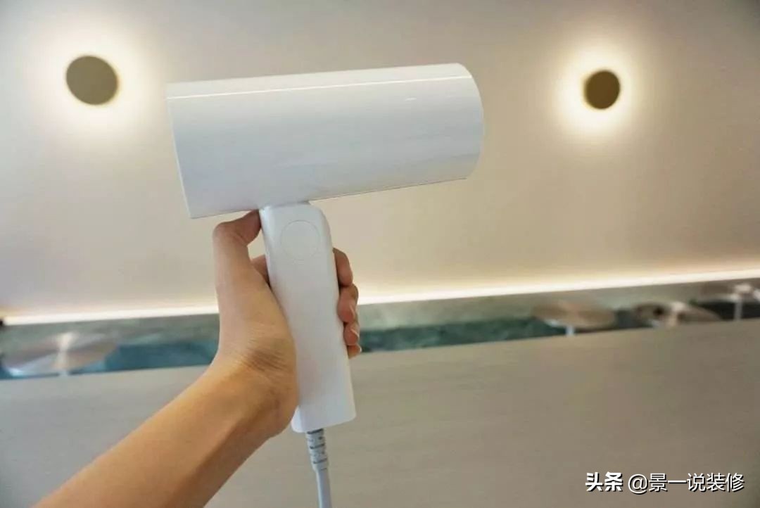 墙面开裂发霉用什么方法处理,用海沙墙面发霉脱皮怎么办