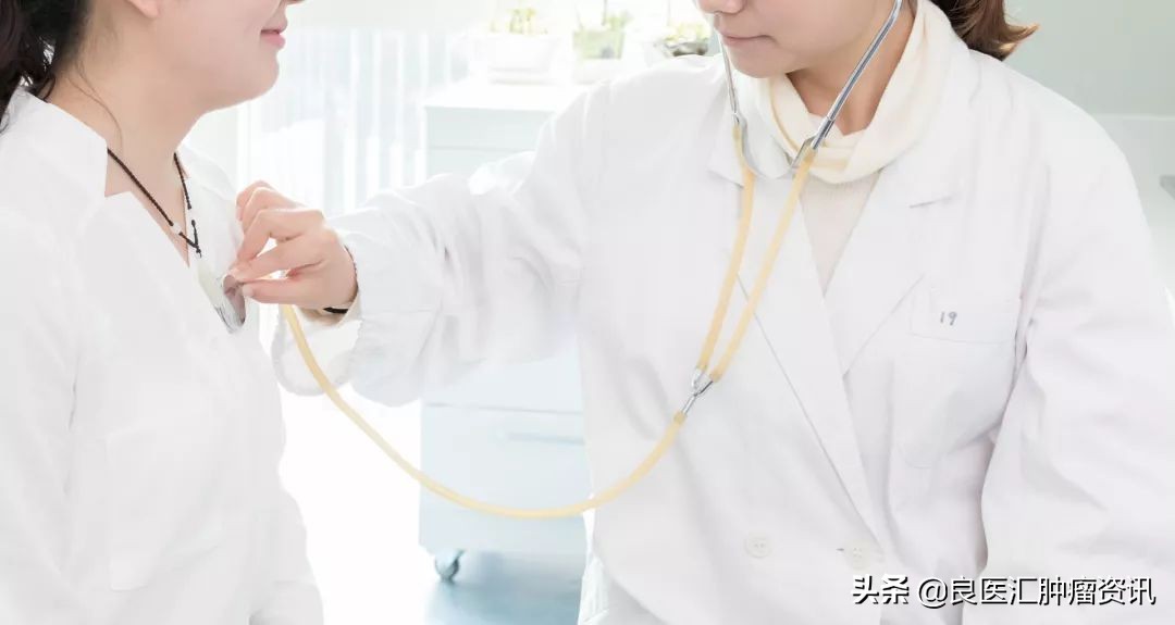 肿瘤病人化疗导致肺炎怎么办,肺部肿瘤引起的肺炎怎么治疗