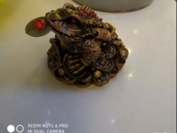 招财蟾与三足金蟾,三足金蟾旺财纳福