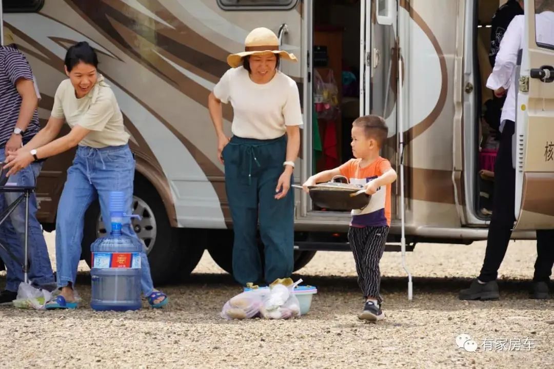 自驾游独库房车营地,自驾房车北方游